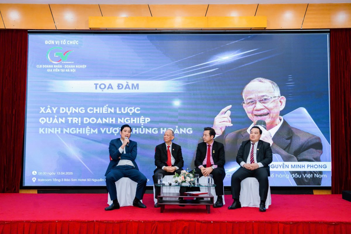 Tọa đàm "Xây dựng chiến lược quản trị doanh nghiệp, kinh nghiệm vượt khủng hoảng" do TS. Nguyễn Minh Phong – chuyên gia kinh tế – trực tiếp chia sẻ
